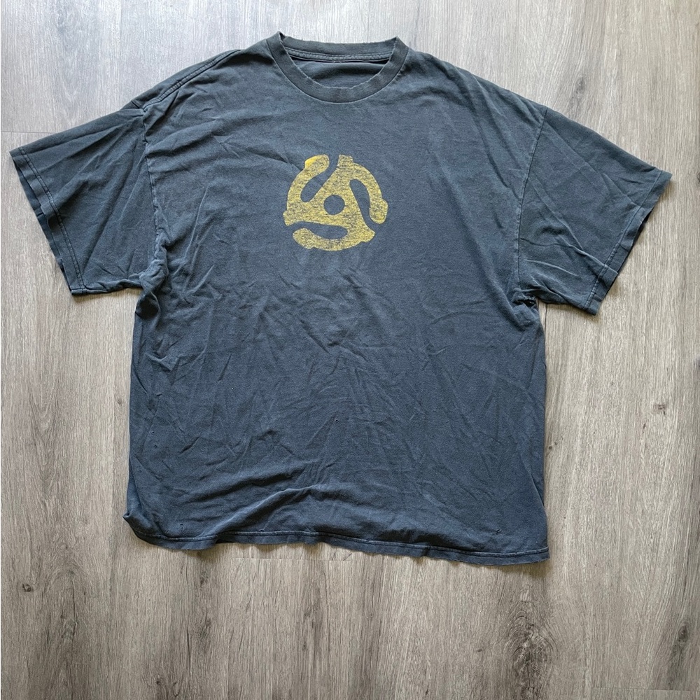 Y2k 45 Rpm Adapter “Vinyl Record” Graphic T-Shirt (No Sz.)